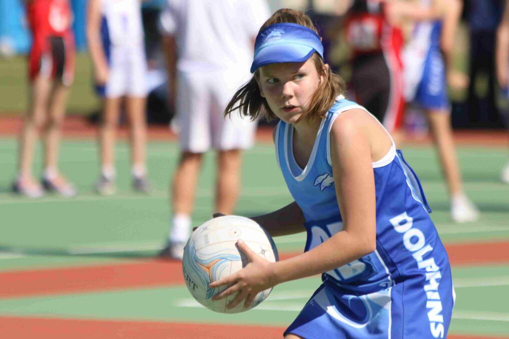 Benefits: Playing netball improves hand-eye co-ordination, develops depth perception, builds muscle strength and improves team work skills.