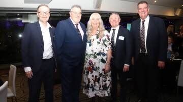 Paul Hodgson from CQUniversity and Central Highlands Development Corporation CEO Peter Dowling with Central Highlands Regional Council mayor Janice Moriarty, and federal and state Agriculture Ministers Murray Watt and Mark Furner.