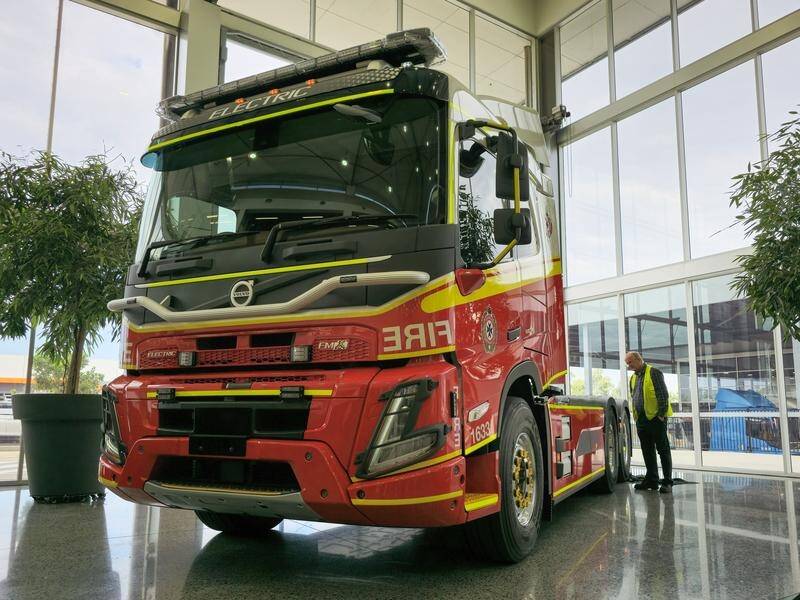 The Queensland Fire and Rescue Service will add an electric truck to its fleet. (Jennifer Dudley Nicholson/AAP PHOTOS)